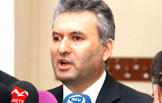 azerbaycanda-muellimlerin-sayi-2-min-nefer-azalib
