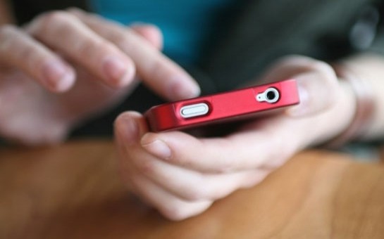 telefonunuz-suya-dusse-ne-etmelisiniz-