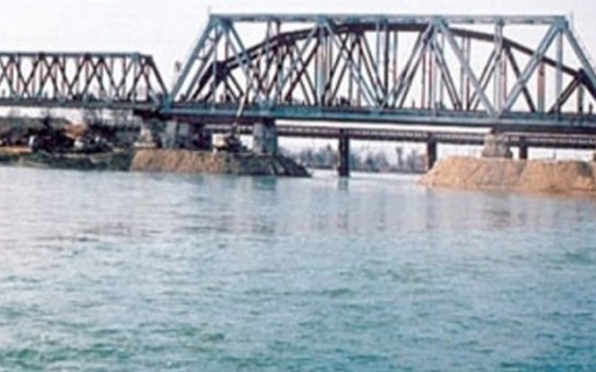 kur-bir-aileni-de-aglar-qoydu