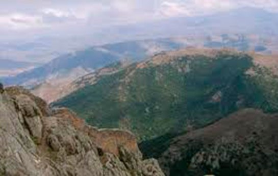 qayadan-yixilib-oldu-