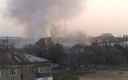 agac-yana-yana-binanin-ustune-asdi-