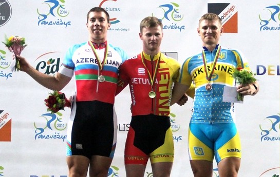 litvada-cempionluq-sevinci