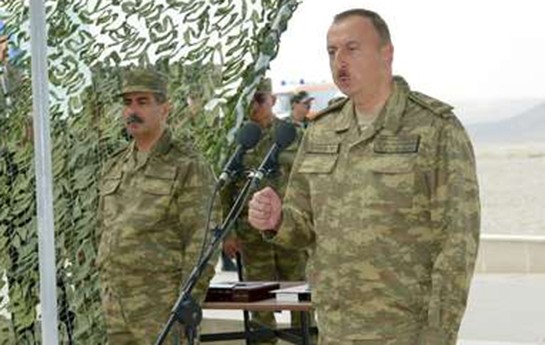 zakir-hesenov-ali-bas-komandana-raport-verdi-
