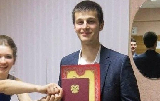 azerbaycanli-genc-golde-boguldu-