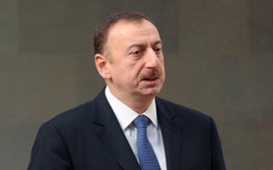 prezidentden-sinqapurlu-hemkarina-tebrik