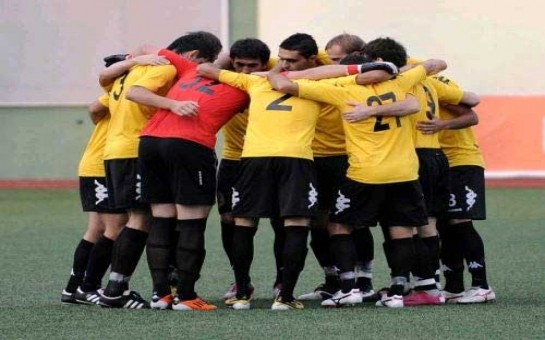 simurq-serbiyali-futbolcunu-transfer-etdi-