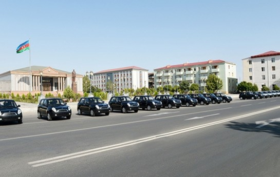 naxcivanda-muharibe-istirakcilarina-masin-paylanib