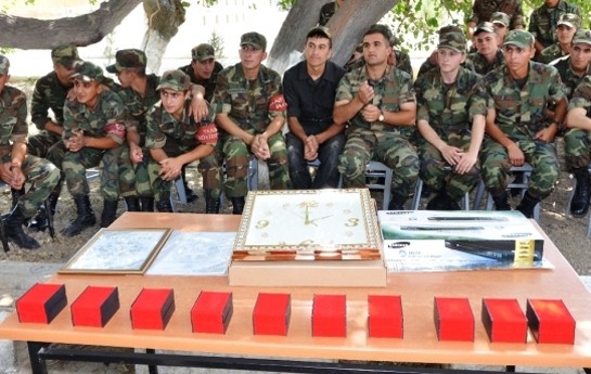 icra-hakimiyyeti-esgerlerle-gorus-kecirdi