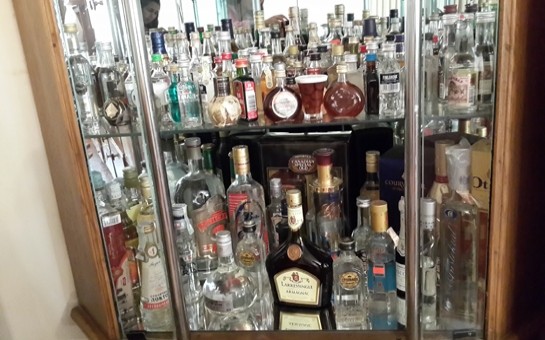 rusiya-ukraynanin-alkoqollu-ickilerine-qadaga-qoydu