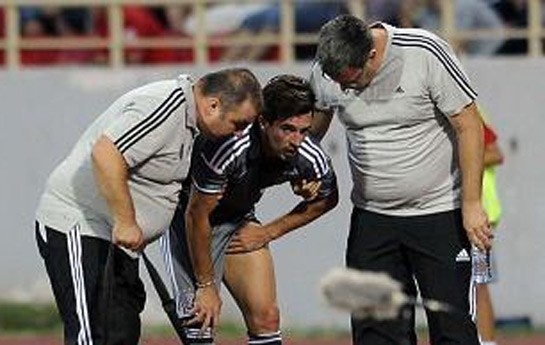 partizanin-futbolcusu-zedelenib-