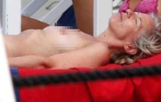 qadin-nazirin-cilpaq-sekilleri-cekildi-