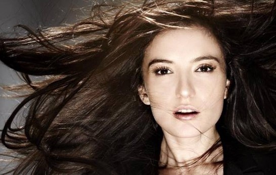 eurovision-temsilcimiz-efsanevi-qrupla-bir-arada