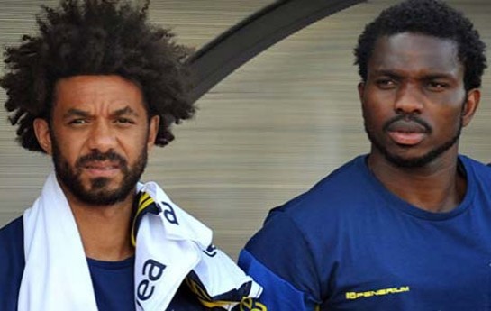 fener-iki-futbolcusu-ile-yollarini-ayirir