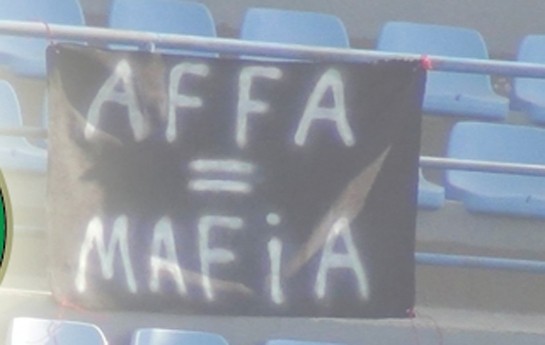 affa-bu-pankarta-gore-bakini-5000-cerimeledi-