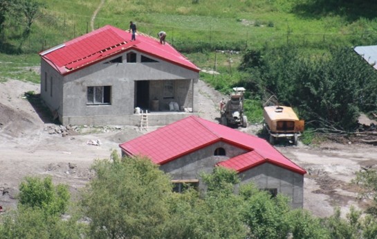 ermeniler-lacinda-yeni-qesebe-salir-