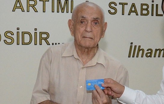 82-yasli-kisi-elektron-imza-aldi-