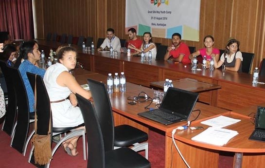 gencler-dusergesinin-istirakcilari-telim-kurslarina-qatilib-