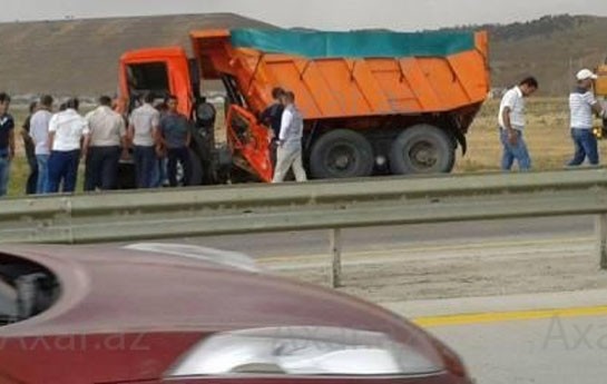 wolksvagenle-kamaz-toqqusdu-