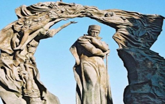 huseyn-cavidin-yaradiciligi-ile-bagli-