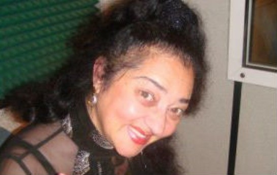 xalq-artisti-kiraye-ev-axtarir