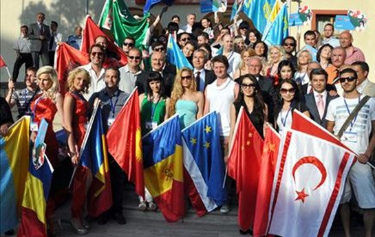 besinci-turkcevizyon-baslayir