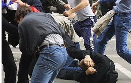 moskvada-azerbaycanli-is-adamina-mexsus-bazarda-dava