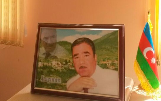mehebbet-kazimovun-fotosu-orta-mektebde-