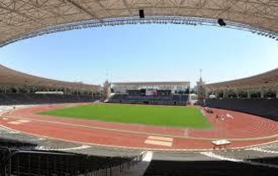 respublika-stadionunun-qazonu-karvanla-getirildi