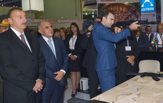 ilham-eliyeve-tapanca-hediyye-olundu-