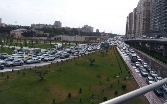 bakinin-tixac-labirinti-