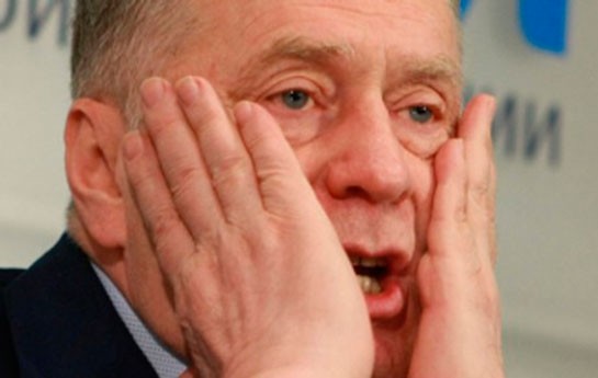jirinovski-azerbaycana-gelir