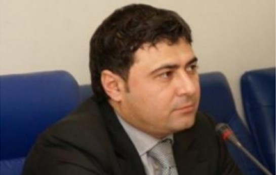 azerbaycanli-deputat-secildi-