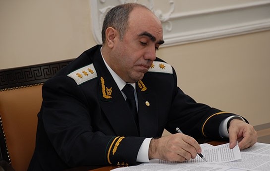 zakir-qaralov-jurnalistin-sikayetini-nezarete-goturdu