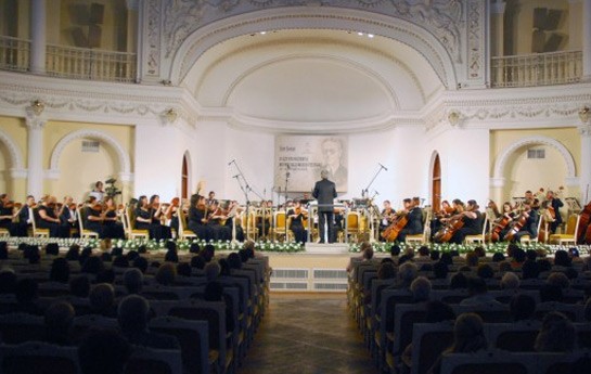 bakida-uzeyir-hacibeyli-festivali-basladi