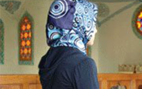 muellim-mektebde-namaz-qila-biler