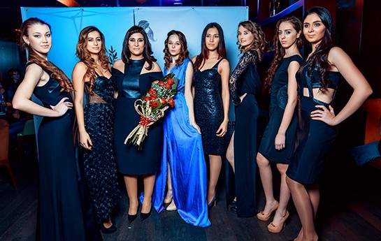 servin-necefpurun-azerbaycanda-ilk-moda-gecesi-