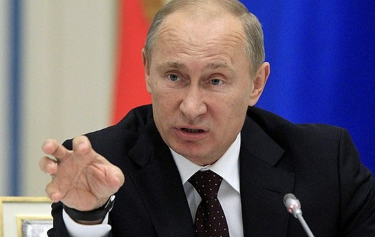 putin-2015-ci-ile-sert-qadaga-ile-basladi