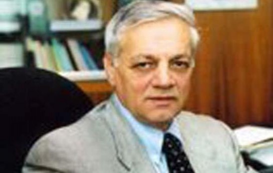 siyavus-qarayev-dunyasini-deyisib