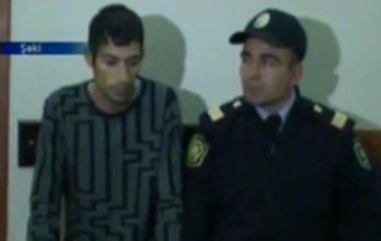 77-yasli-qadini-bicaqlayan-ogrular-tutuldu-
