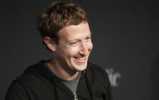 zukerberq-kitab-klubu-yaradib