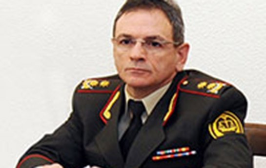 medet-quliyev-zonda-oldurulen-mehkumun-bacisi-ile-gorusdu