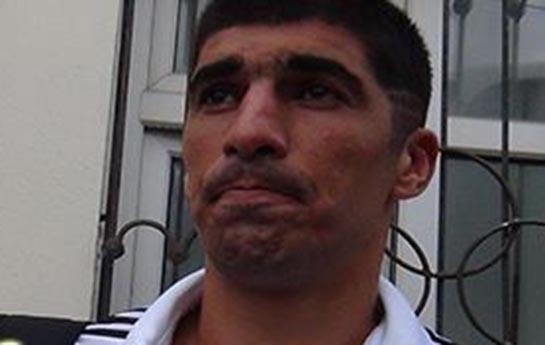 elnur-allahverdiyev-neftciden-qovuldu