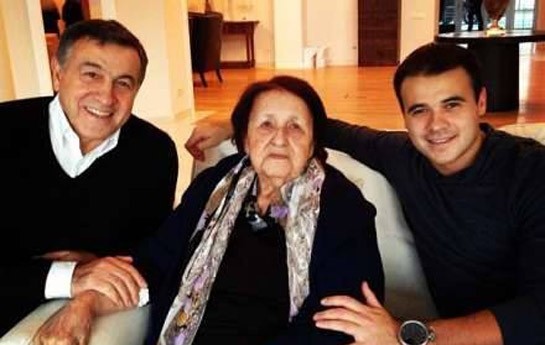 araz-agalarovun-anasi-defn-edildi