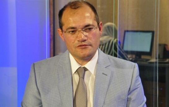 her-kesin-rusvet-vere-bileceyi-bir-memur-var
