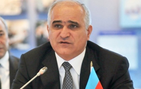 oten-il-orta-ayliq-emek-haqqi-443-manata-catib-