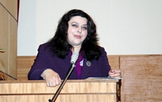 azerbaycanli-yazici-vefat-edib