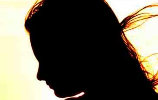 21-yasli-gelin-yoxa-cixdi-