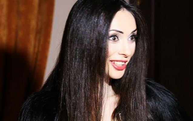 erim-mene-ancaq-kompliment-deyir-