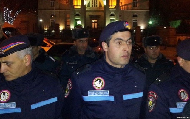 ermenistan-qarisdi-
