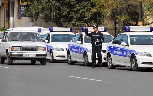 polis-590-surucunun-pravasini-aldi
